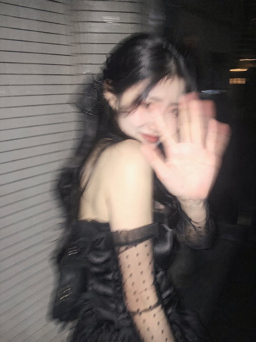 {
  "prompt": "Ultra-realistic candid smartphone snapshot in 3:4 vertical format
